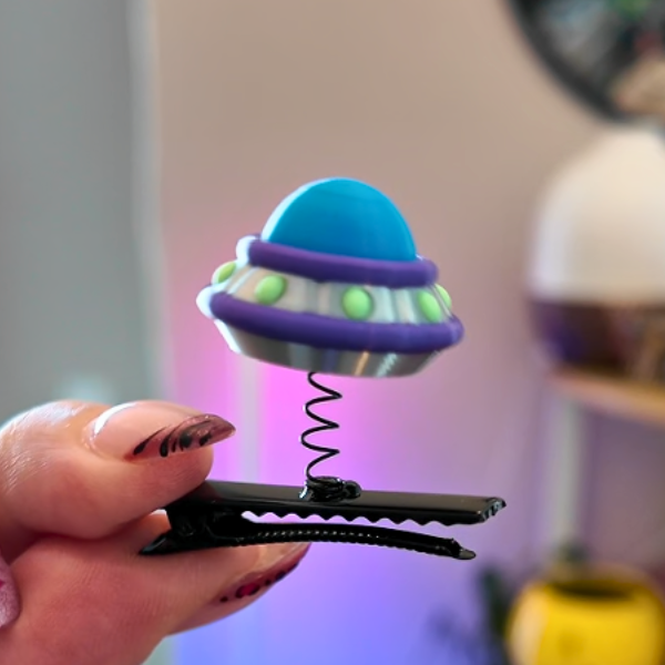10 Pack Spaceship Sprout Trinket for Raves & Festivals